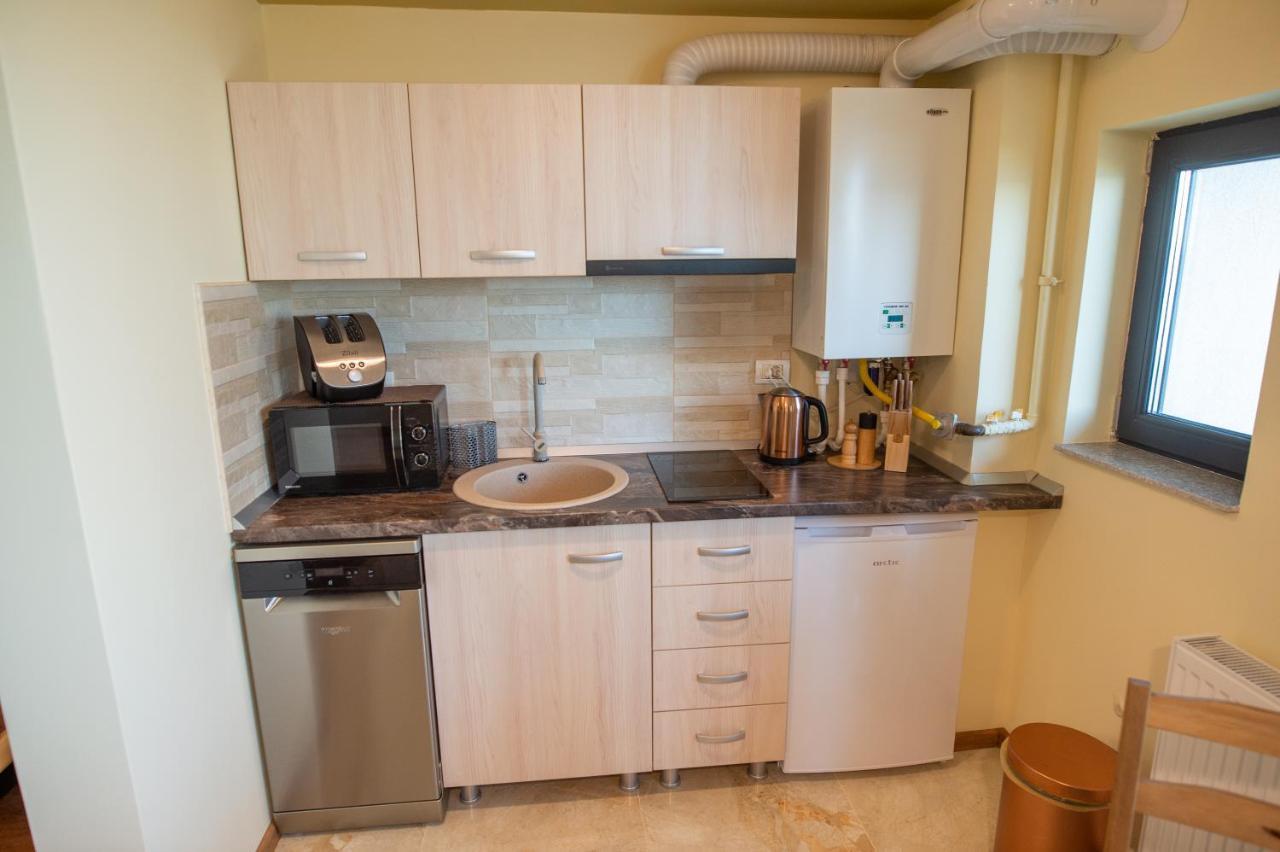 Apartament Studio Premium - Sunny Lake - Cu Vedere Spre Lac *